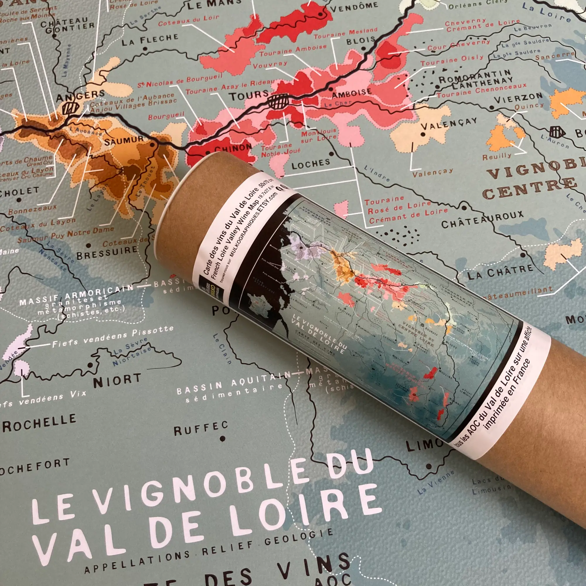 Carte des vins AOC de France réalisée par l'atelier Blay-Foldex