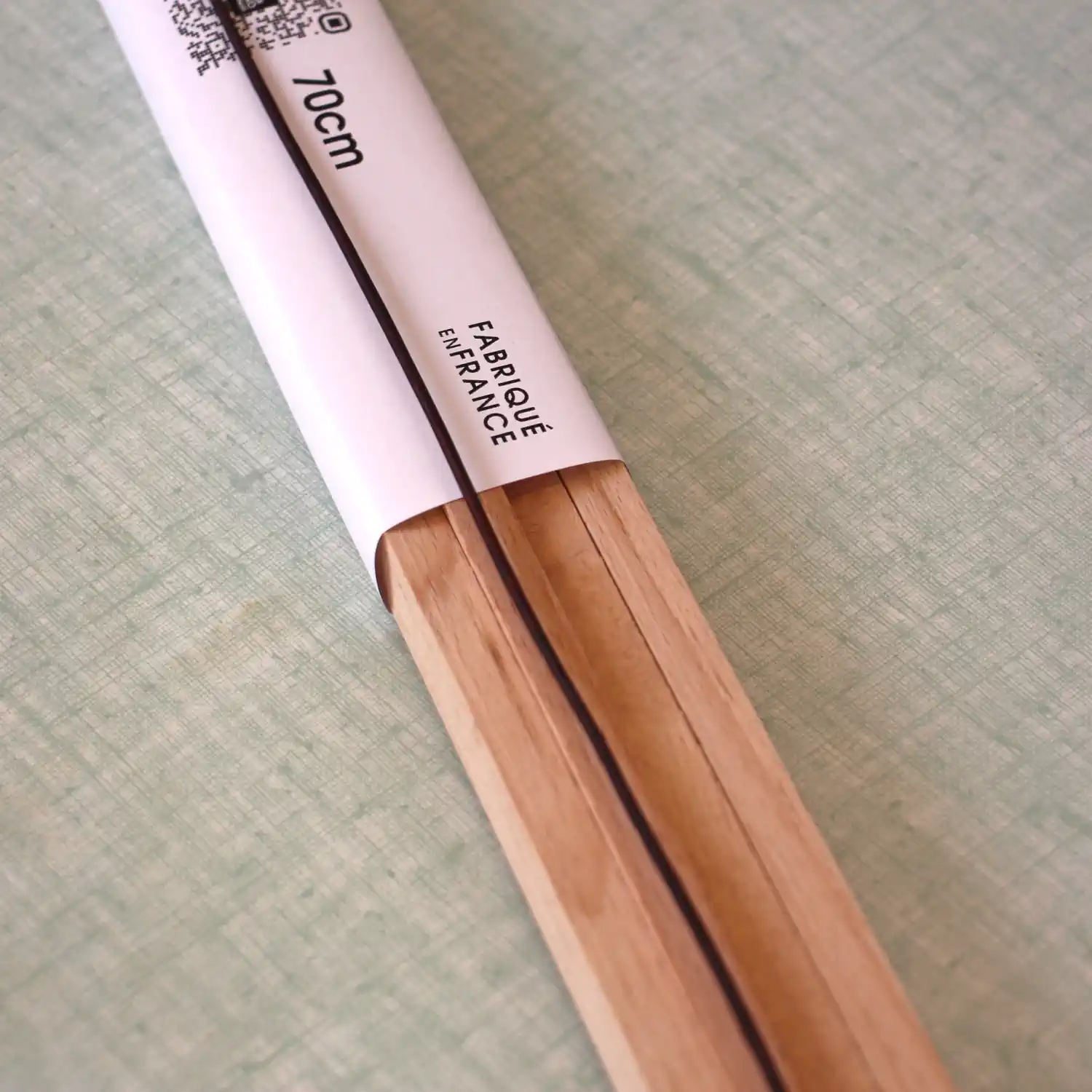 porte-affiche en hêtre 70cm